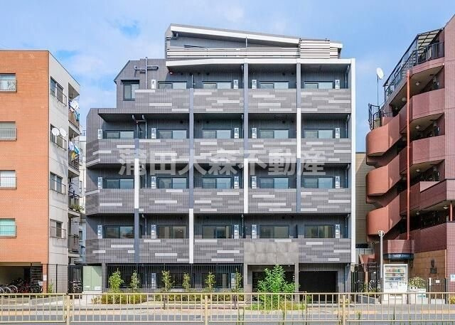 ラフィスタ多摩川の外観|2019年8月築　RC鉄筋コンクリート造地上6階建て総戸数29戸インターネット無料！
東京都大田区多摩川1丁目　東急多摩川線矢口渡駅近最寄り徒歩5分、池上線蓮沼駅徒歩14分
