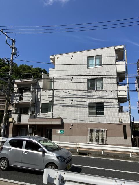 スマイルヨコスカの外観