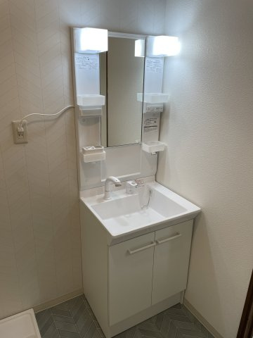 【独立洗面台】 | HAPPINESS 8 | 別の部屋写真です