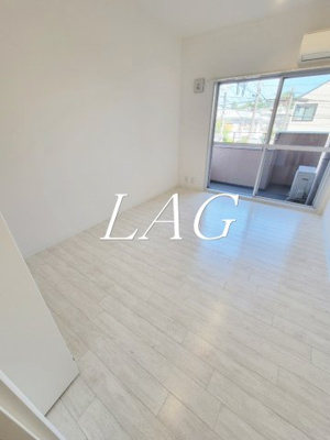 【居間・リビング】 | ガーデンハウス千鳥 | 洋室のお部屋です。