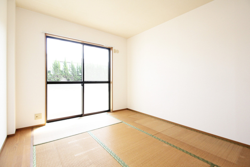 コーポアベニュー大城【キャッシュバック対象物件】の和室|趣のある和室です