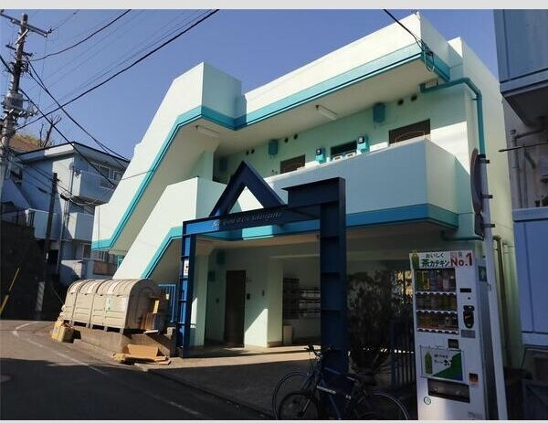 横浜市保土ケ谷区桜ケ丘２丁目の賃貸マンションの外観