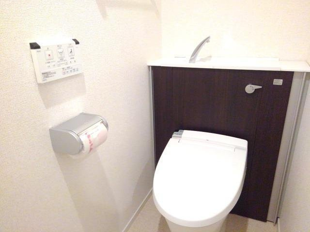 ザ　レジデンス　京都・東のトイレ|トイレもきれいです