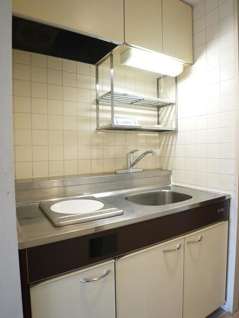 横浜市西区楠町の賃貸マンションのキッチン