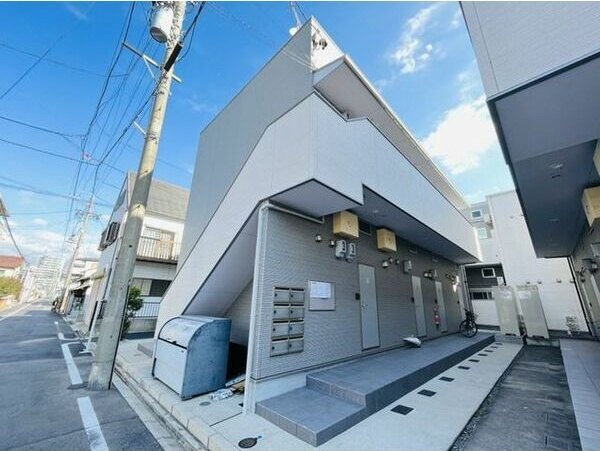 CozyHouse清水の外観