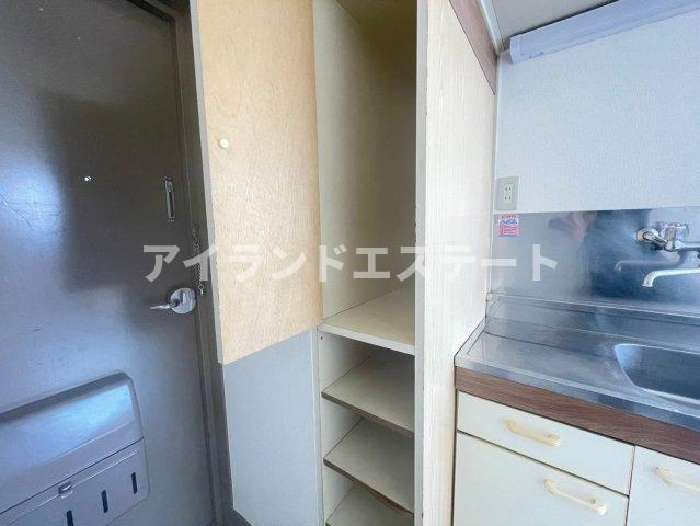 緑が丘グリーンヒルビル　事務所相談　ペット相談　最上階の収納