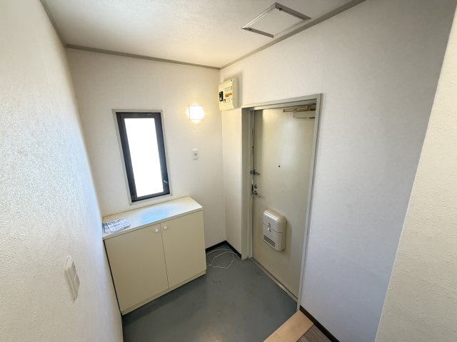 アーク春雨橋Ｂ棟の玄関