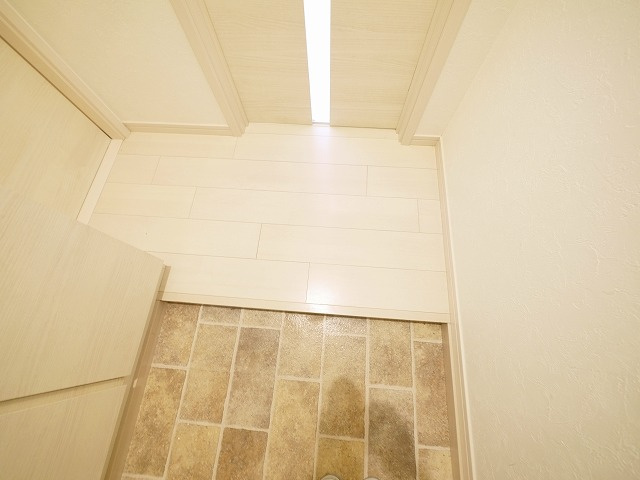 K’s Residence生駒の玄関