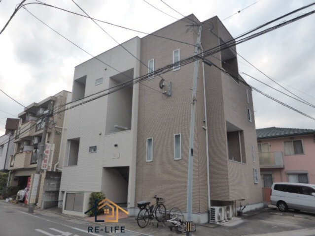 福岡市博多区諸岡５丁目のアパートの外観
