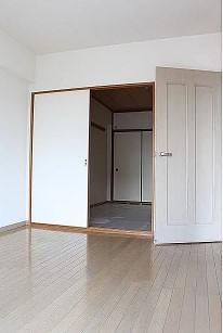 JTA綾瀬の内装