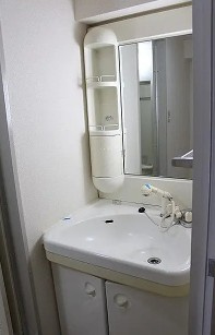 JTA綾瀬の洗面所
