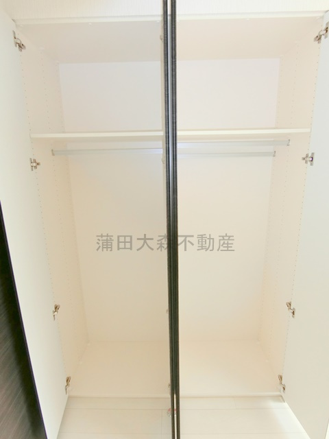 SYFORME下丸子Asyl Courtの収納|4枚扉の収納　クローゼット×2！