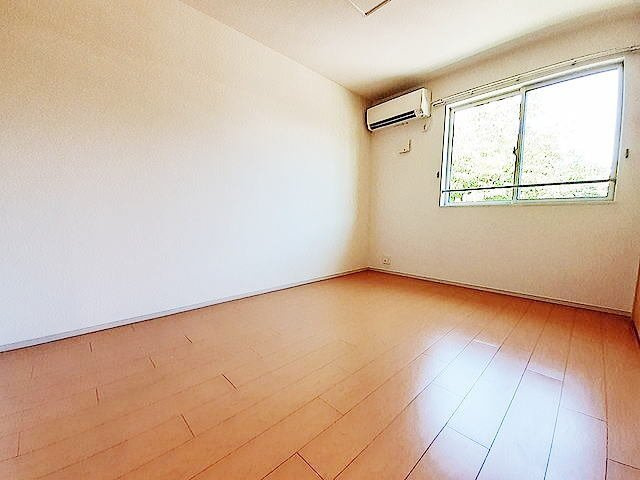 ＡＬＩＶＥ　Ⅱの洋室