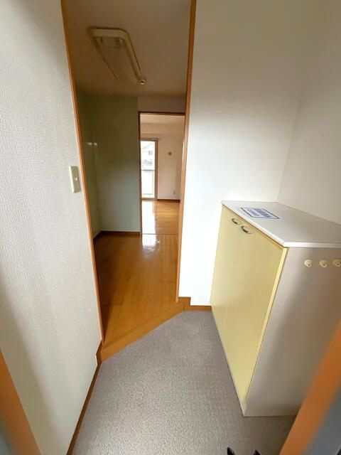 シェモアの玄関
