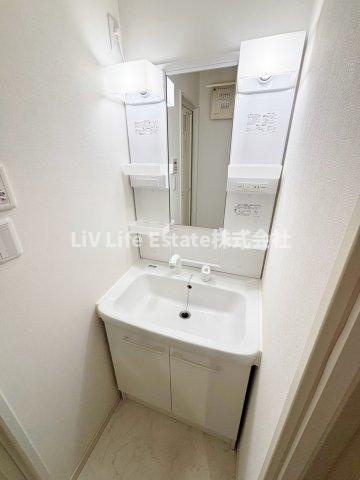 ピアコートＴＭ保谷壱番館の独立洗面台|同マンション参考写真