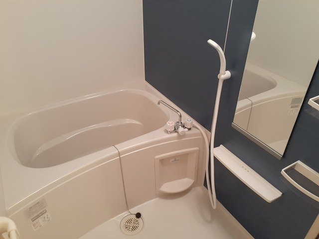 日々の疲れを癒すお風呂付です