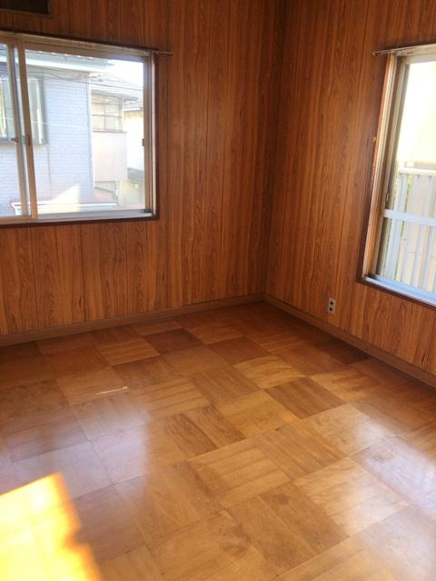 落ち着いて過ごせるお部屋なので、寝室にいかがでしょうか