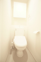 コンパクトで使いやすいトイレです