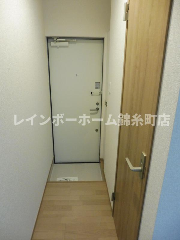 ヴィラート新柴又の玄関