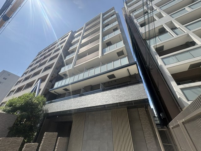 ファーストフィオーレ江坂垂水町の外観