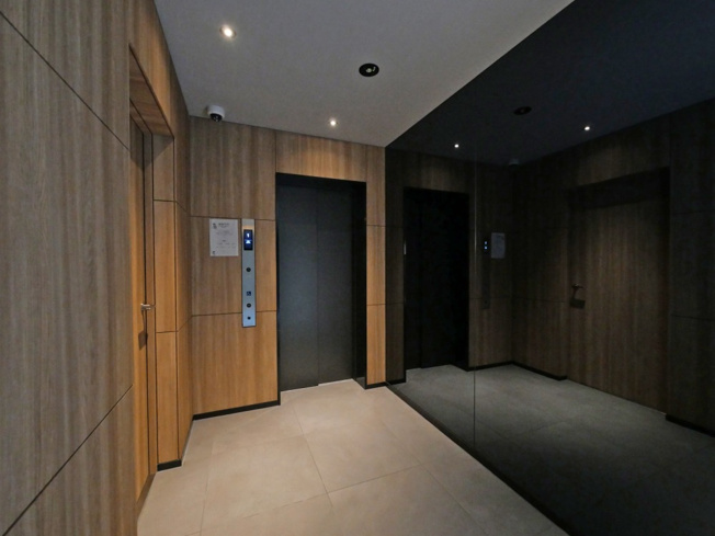 【ロビー】 | S-RESIDENCE堺湊駅前azure