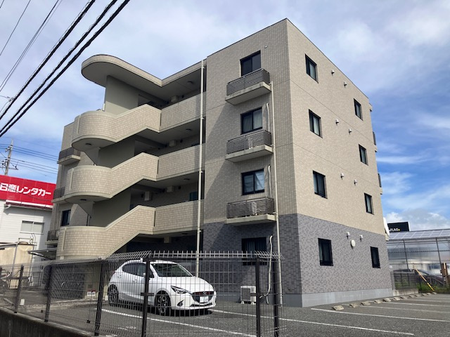 ミクアルトの駐車場