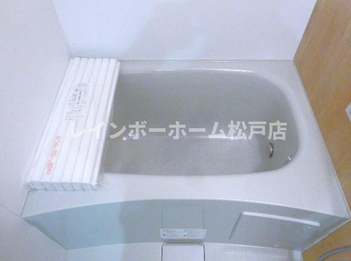 ジュネス仲介手数料（賃料の1.10ヵ月）の50％OFF対象物件！の浴室|日々の暮らしに欠かせないお風呂です