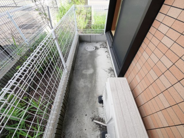 【バルコニー】