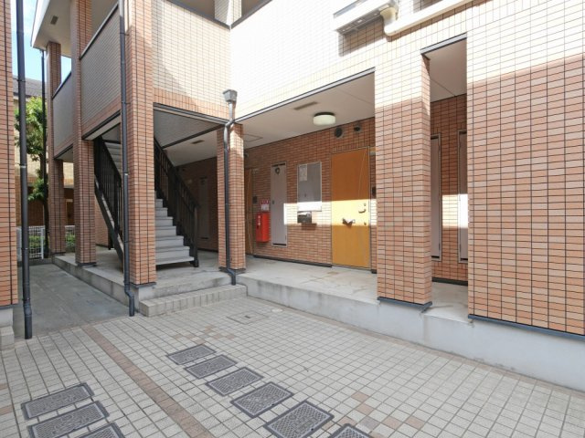 【エントランス】