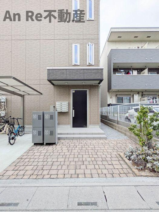 ノーブル浦和美園のエントランス