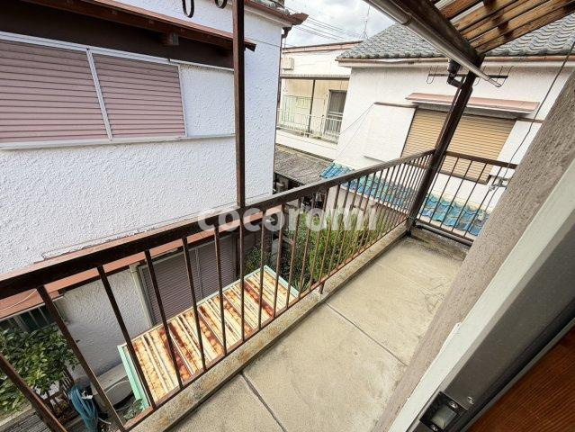 寝屋川市本町戸建のバルコニー