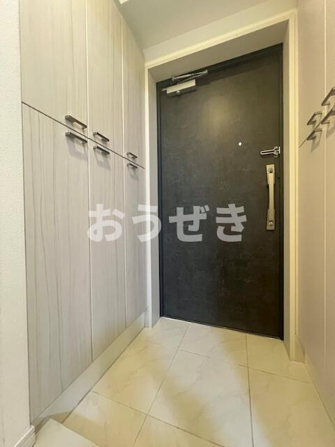 ＨＹ’ｓ　ＳＵＭＩＤＡ　ＰＡＲＫ　ＲＥＳＩＤＥＮＣＥの玄関