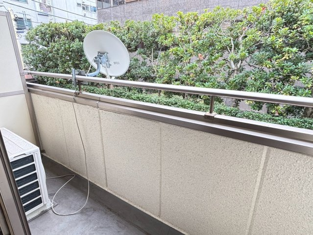 【バルコニー】
