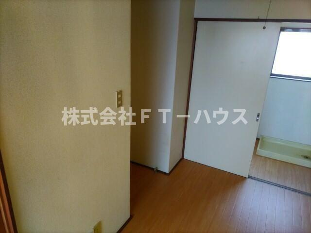 コーポ岩崎の和室