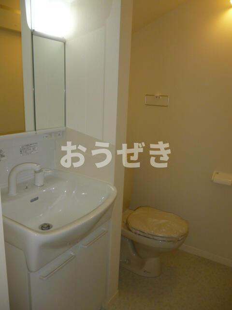 Ｃｈｅｒｒｙ　Ｃｏｕｒｔの独立洗面台