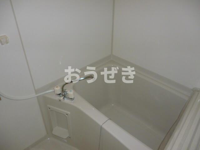 Ｃｈｅｒｒｙ　Ｃｏｕｒｔの浴室
