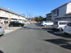 【駐車場】