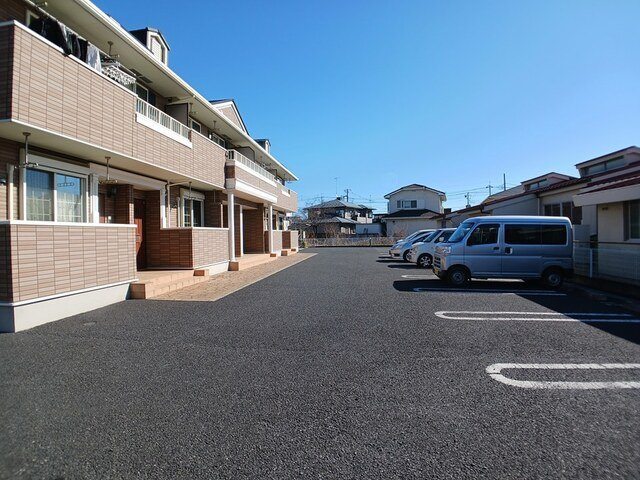 ピュア　ライズの駐車場|駐車場があるので、車を買う予定の方も安心です