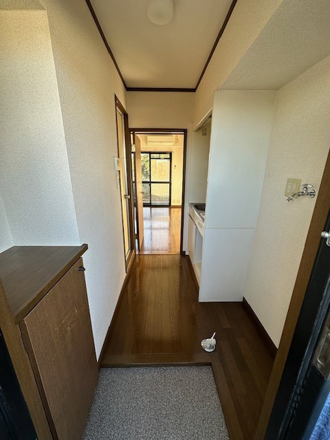 山京マンションの玄関