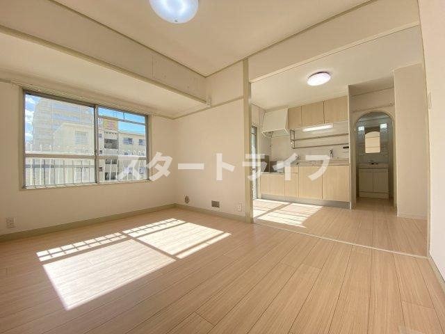 大阪市淀川区木川東４丁目の賃貸マンションの寝室