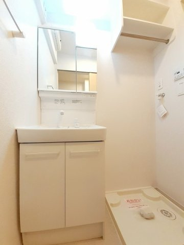 ルーベル　立花　Ⅰの洗面所|広い洗面スペース