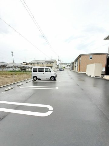 ルーベル　立花　Ⅰの駐車場|駐車場です