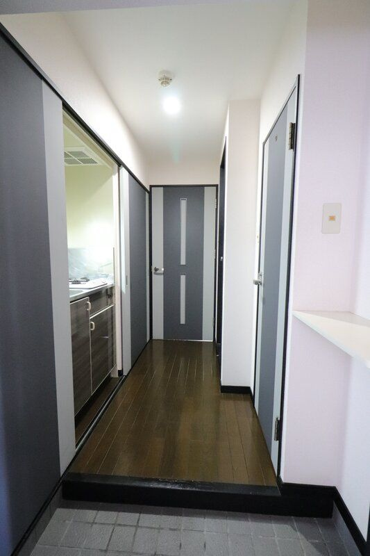 福岡市中央区高砂１丁目の賃貸マンションの玄関