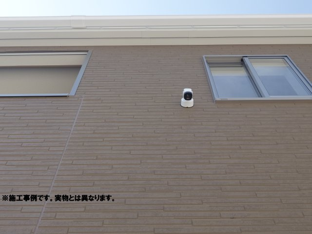 クレイドルガーデン善通寺市善通寺町第３◇最も高い耐震性能を取得しているオール電化住宅！の防犯設備|防犯カメラ完成予想図
空き巣などの犯罪を抑止しつつ、万一のときの証拠を残せる防犯カメラ付きのお家です。防犯カメラが見える場所にあると、見られている意識が働き、侵入や迷惑行為の抑止につながりますね。