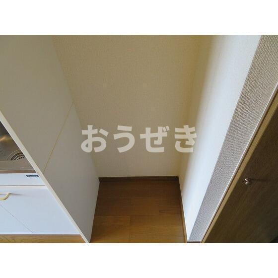ラ・フロレスタ壱番館の設備|冷蔵庫置き場
