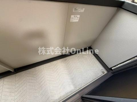 ウィステリアB棟のバルコニー
