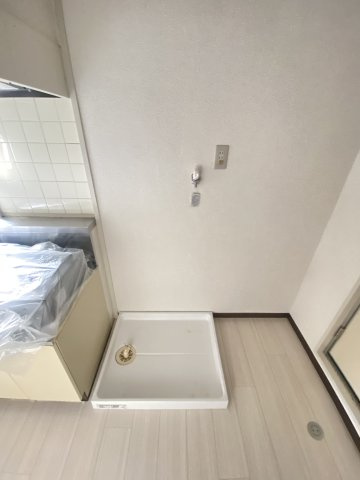 大阪市淀川区西三国１丁目の賃貸マンションの洗面所