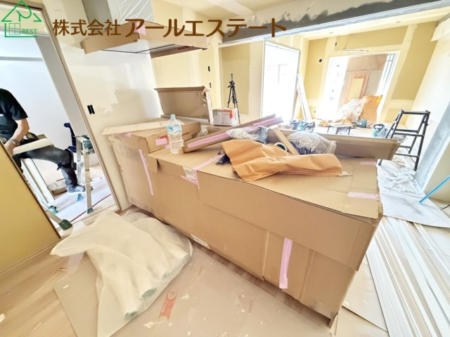 藤和しらさぎハイタウンA棟　　JR播但線「野里駅」徒歩3分の子供部屋|※室内リフォーム前画像となります。(2026/10/27　撮影)　
リフォーム後、さらに美しい室内に仕上げてからのお引渡しです！