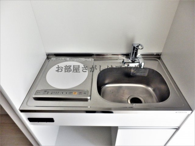 RELAXEED(リラクシード)のキッチン|コンパクトなキッチンで掃除もラクラク  敷金礼金ゼロ☆初期安☆都内の物件では珍しく更新料なし!!