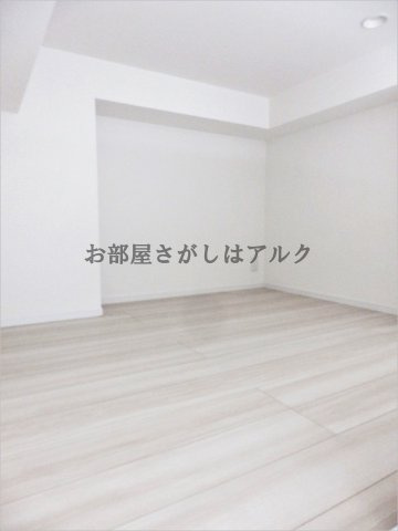 RELAXEED(リラクシード)の寝室|広くて明るい寝室   敷金礼金ゼロ☆初期安☆都内の物件では珍しく更新料なし!!